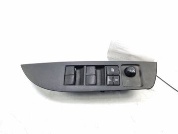 PRZYCISK 84040-02280 TOYOTA COROLLA E21