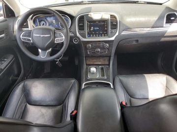 Chrysler 300C II 2022 Chrysler 300 Touring L 2022 3.6l 3.6 Benzyna 292KM, zdjęcie 8