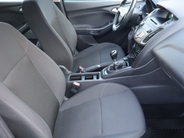 Ford Focus III Hatchback 5d facelifting 1.5 TDCi 95KM 2017 Ford Focus 1.5 TDCi, Salon Polska, Klima, zdjęcie 8