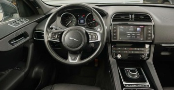 Jaguar F-Pace SUV 2.0 i4P 300KM 2017 Jaguar F-Pace (Nr.158) 30t R-sport Automat Pan..., zdjęcie 14