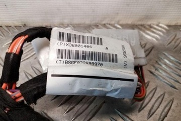 SVAZEK PŘEDNÍCH PRAVÝCH DVEŘE JEEP COMMANDER (XK, XH) X36001404 5.7L