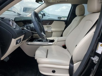 Mercedes GLB 2023 Mercedes-Benz GLB 2023 Mercedes-Benz GLB 250 2.0 Benzyna 221KM, zdjęcie 7
