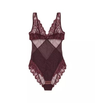 Триумф «Соблазнительный щедрый прожектор прожектора моделирования тела» Sexi R.L