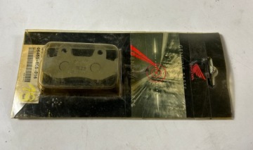 ПЕРЕДНИЕ ТОРМОЗНЫЕ КОЛОДКИ HONDA NES125 06455-GCS-016