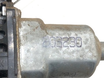 ZVEDÁK OKNO PRAVÝ PŘEDNÍ SUBARU XV HATCHBACK