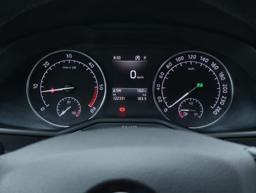 Skoda Superb III Kombi 2.0 TDI 190KM 2017 Skoda Superb 2.0 TDI, 187 KM, Automat, Navi, zdjęcie 10