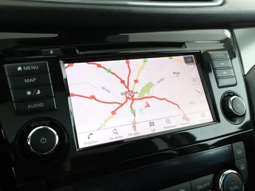 Nissan Qashqai II Crossover Facelifting 1.3 DIG-T  160KM 2018 Nissan Qashqai Automat Panorama Navi Kamera, zdjęcie 24