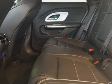 Mercedes CLA C118/X118 2025 MERCEDES-BENZ CLA 200 AMG Line Sedan 1.5 (163KM) 2025, zdjęcie 10