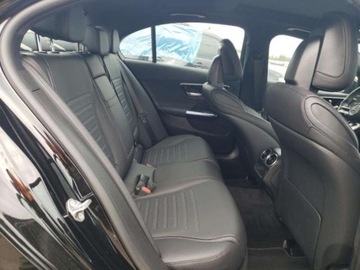 Mercedes Klasa C W206 2022 Mercedes-Benz Klasa C 2022, 2.0L, 4x4, od ubezpieczalni 2.0 Benzyna 255KM, zdjęcie 8