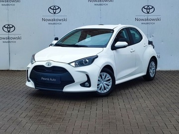 Toyota Yaris IV Hatchback 1.5 Dynamic Force 125KM 2020 Toyota Yaris 1,5-Dual-VVT-iE IV (2020-)