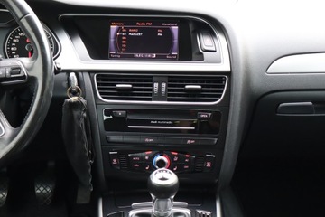 Audi A4 B8 Avant Facelifting 2.0 TDI 112g 136KM 2012 Audi A4 2.0 TDI, Navi, Klima, Klimatronic, zdjęcie 11