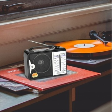 КУХОННОЕ РАДИО 230 В ПОРТАТИВНОЕ ЗДАНИЕ НА БАТАРЕЯХ R20 FM AM SW