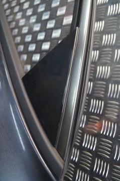 KIA Stinger GT дверь передняя правая P2M