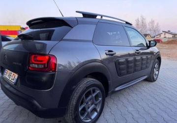 Citroen C4 Cactus Crossover 1.2 PureTech 82KM 2017 Citroen C4 Cactus Citroen C4 Cactus bezwypadek 1.2 Benzyna 82KM, zdjęcie 8