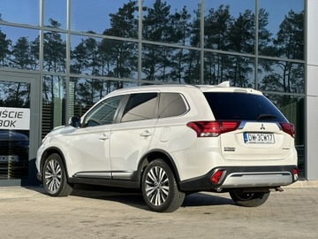 Mitsubishi Outlander III SUV Facelifting 2017 2.0 150KM 2018 Mitsubishi Outlander 7-osób! 1-rej.2019 Łopatki, zdjęcie 6
