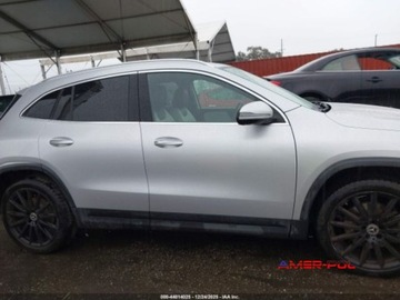 Mercedes GLA II 2021 Mercedes-Benz GLA 2021 r., 2,0L 4MATIC 2.0 Benzyna 221KM, zdjęcie 13