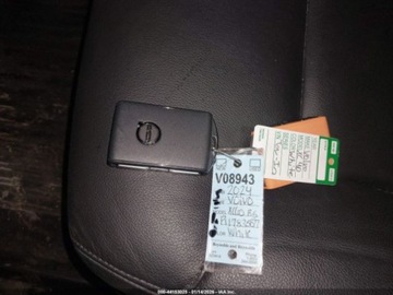 Volvo XC60 II 2024 Volvo XC 60 2024 VOLVO XC60 B5 CORE DARK THEME 2.0 Benzyna 247KM, zdjęcie 2