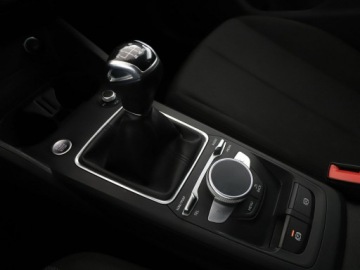 Audi Q2 SUV Facelifting 1.5 35 TFSI 150KM 2021 Audi Q2 Kamera, Navi, Aut.klima, Podg.fotele,, zdjęcie 26