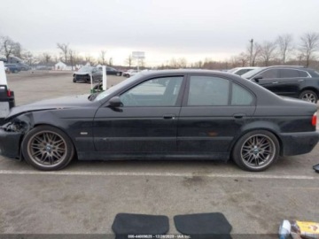 BMW Seria 5 E60 2003 BMW M5 2003 5.0 Benzyna 394KM, zdjęcie 2