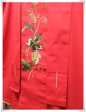 Готическая литургическая риза красная KOR/117/02