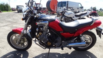 Крышка карбюратора Yamaha FZX 750