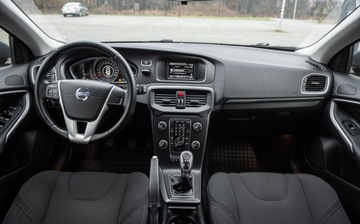 Volvo V40 II Cross Country D2 115KM 2013 Volvo V40 1.6 D2 115KM Alu Pdc Hak Full Serwis Gwarancjia 1.6 Diesel, zdjęcie 24