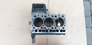 СТОЙКА БЛОКА ДВИГАТЕЛЯ KUBOTA D722 D722-E D 722