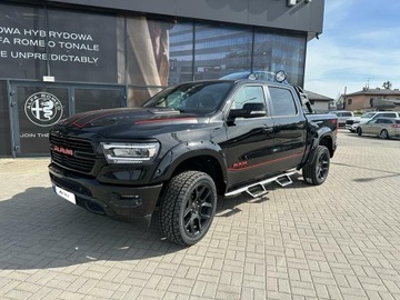 Боковые пороги, пороги, модель T Dodge Ram 1500 2019+
