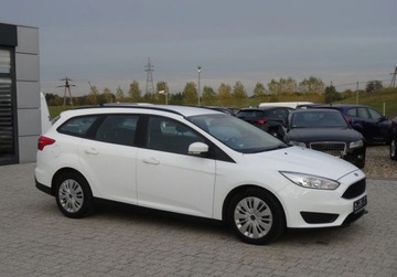 Ford Focus III Kombi Facelifting 1.0 EcoBoost 100KM 2015 Ford Focus 1.0BENZ Bezwypoadkowy Oplacony Super Stan Benzyna 100KM, zdjęcie 2