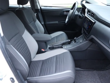 Toyota Auris II Touring Sports Facelifting 1.8 Hybrid 136KM 2017 Toyota Auris Hybrid, Salon Polska, Serwis ASO, zdjęcie 8