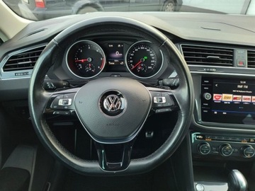 Volkswagen Tiguan II SUV 2.0 TDI 150KM 2019 Volkswagen Tiguan SalonPL serwis ASO 2.0TDI 150KM bezwypadkowy pakiety IQ., zdjęcie 23