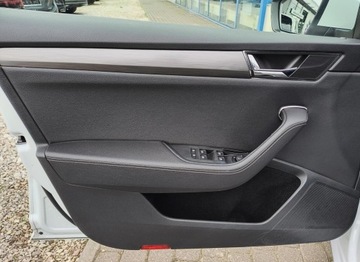 Skoda Superb III Kombi Facelifting 2.0 TSI 190KM 2022 Skoda Superb 2.0 TSI 190KM Style DSG, Salon PL, Gw, zdjęcie 21