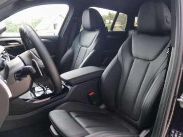 BMW X4 G02 SUV Facelifting 2.0 20d 190KM 2024 BMW X4 BMW X4 xDrive20d 2.0 Diesel 190KM, zdjęcie 3