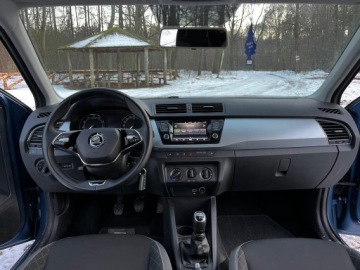 Skoda Fabia III Hatchback Facelifting 1.0 TSI 110KM 2021 Skoda Fabia III lift 2021 1.0 TSI Ambition 110KM, zdjęcie 11