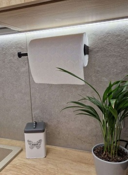 UCHWYT WIESZAK NA RĘCZNIK PAPIEROWY KUCHENNY CZARNY MAT LOFT MATOWY LOFTOWY