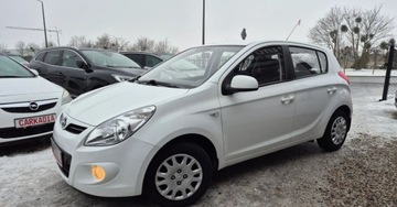 Hyundai i20 I Hatchback 5d 1.2 DOHC 78KM 2011 Hyundai i20 Oplacony do rejestracji serwisowany 2 kpl. Kol. 1.2 Benzyna, zdjęcie 13