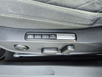 Volkswagen Golf VIII Hatchback Plug-In-Hybrid 1.4 TSI 204KM 2022 Volkswagen Golf hybryda sal.PL serwis ASO 1.4hyb 204KM bezwypadkowy pakiet, zdjęcie 23