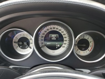 Mercedes CLS W218 2017 Mercedes-Benz CLS 550 4Matic 2017 4.6l 4.6 Benzyna 402KM, zdjęcie 9