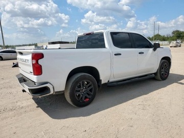 Chevrolet Silverado II 2024 Chevrolet Silverado C1500 Rst 2024 5.3l 5.3 Benzyna 355KM, zdjęcie 3