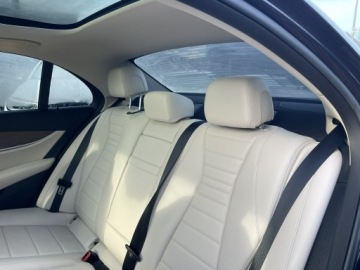 Mercedes Klasa E W213 Limuzyna Facelifting 2.9 E400d 330KM 2020 Mercedes E 400 4Matic Kamery360 Panorama Pamięć, zdjęcie 11