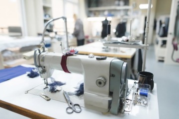 Готовый занавес с графикой 150x200 см Лесная абстракция