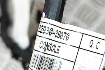 SSANGYONG KORANDO C300 SVAZEK PŘÍVODŮ KONZOLA STŘEDNÍ 82930-39070 2022