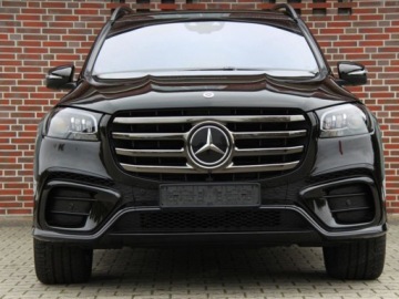 Mercedes GLS X167 SUV Facelifting 3.0 350d 313KM 2026 MERCEDES-BENZ GLS 350 d 4-MATIC AMG Line 3.0 (313KM) 2026, zdjęcie 1