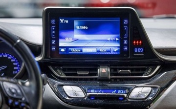 Toyota C-HR I Crossover 1.8 Hybrid 122KM 2019 Toyota C-HR 1.8 Hybrid Premium 1.8 Hybryda 122KM, zdjęcie 24