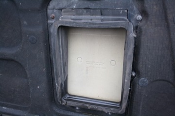 KAPOTA KRYT MOTORU MITSUBISHI PAJERO SHOGUN SPORT MB682049 ČERNÁ