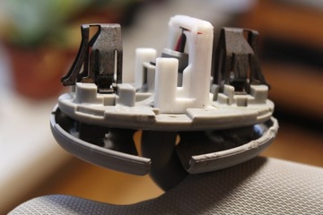 AURIS COROLLA E15 СОЛНЦЕЗАЩИТНЫЙ КОЗЫРЕК ПРАВЫЙ