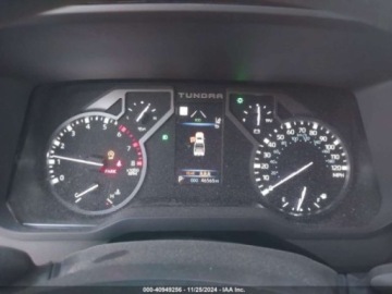 Toyota Tundra II 2023 Toyota Tundra sr5, 2023r., 4x4, 3.4L 3.4 Benzyna 389KM, zdjęcie 10