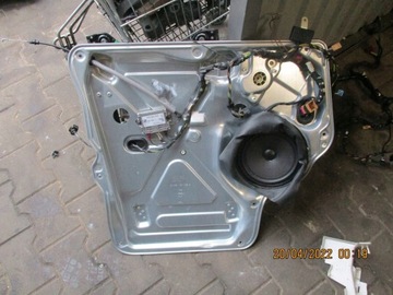 MECHANIZMUS ZVEDÁNÍ SKEL VW T5 T6 7E1837729AA