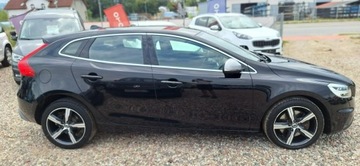 Volvo V40 II Hatchback Facelifting 1.5 T3 152KM 2018 Volvo V40 T3 Ledy, duza navi bixenon R-Design, zdjęcie 7