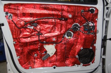 Легкий бутиловый коврик 4мм с пеной 2в1 50х32см с клеем водостойкий резонанс